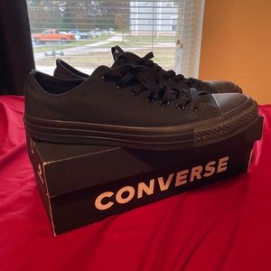 Chuck Taylor Low Top